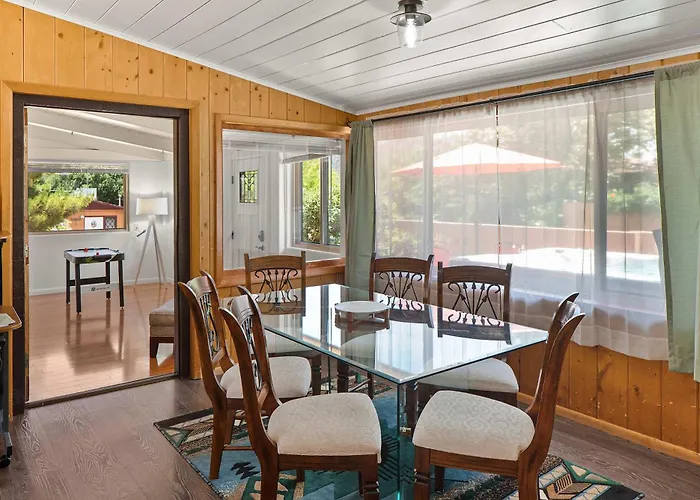 Views With Private Hot Tub For The Entire Family Holiday home Sedona